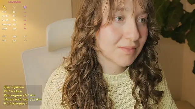 Scarlett_NoirMuse webcam