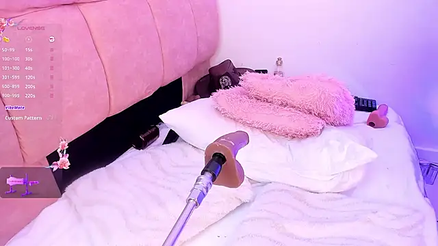 sherylgrey live cam on StripChat