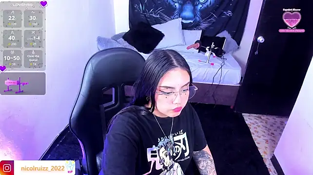 Nicolle_Ruizz webcam