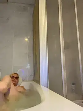 DivaVonTease