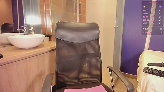 Hailey-Fox webcam