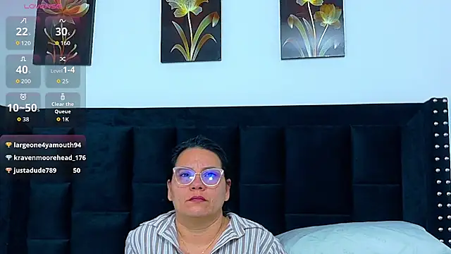 kinkymaturee webcam
