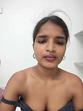 Honey-000 webcam