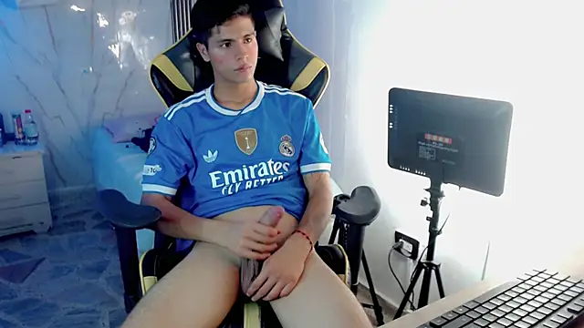 Ascii_one live cam on StripChat