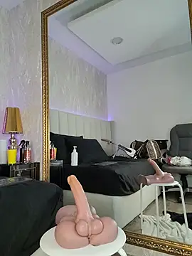 Yessica_Navarro live sex cam