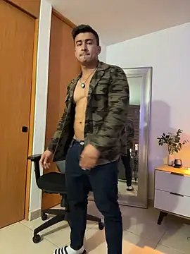 Chris_Clarck live cam on StripChat