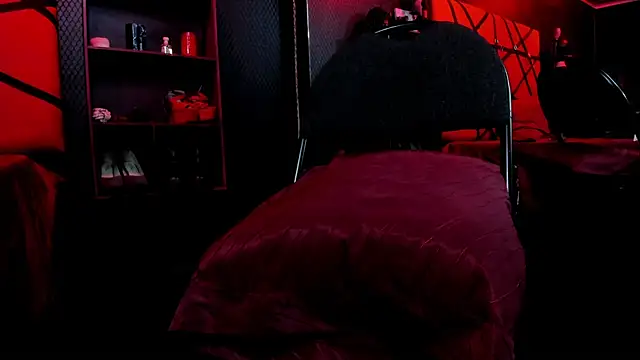 ScarletWais webcam