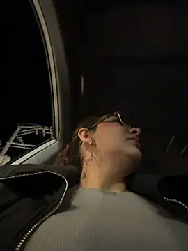 KittyObsession live sex cam
