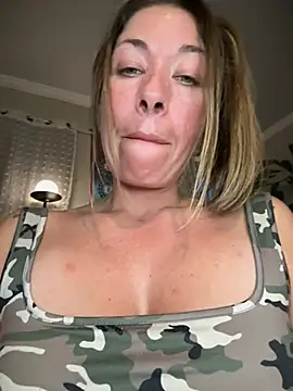 MiraKisss