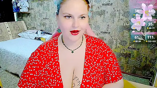 WhisperInTheDarkk live cam on StripChat