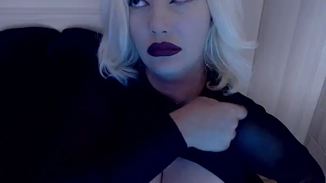 MistressDemi live cam on StripChat