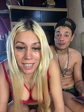 caritocandiaxx (Ask my age) - Fuck doggy face to camera