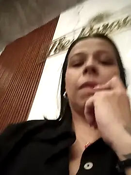 RossyAlvarez live cam on StripChat