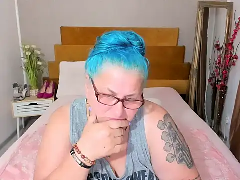 Sugarmommy_69X webcam