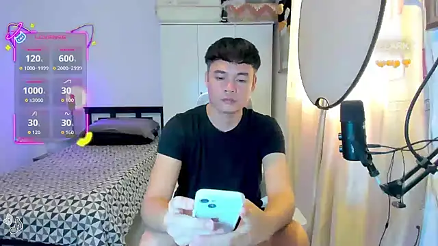 clarkdangerous (Ask my age) - Cum show