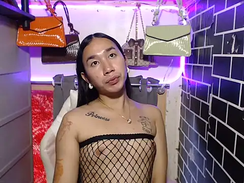 in_yourdreamstarxx webcam
