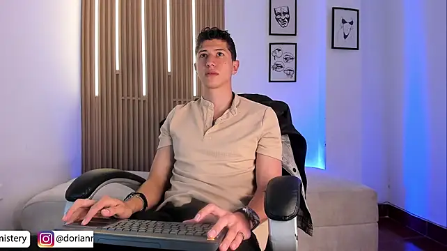 Dorianmistery2322_ webcam
