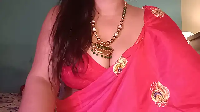 YourDesi_Laila_
