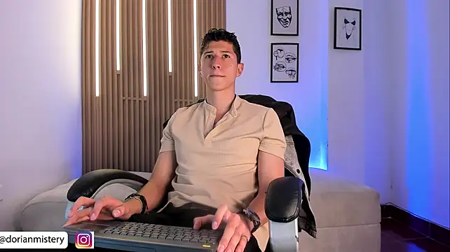 Dorianmistery2322_ webcam