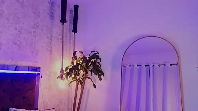 pixy_20 live cam on StripChat