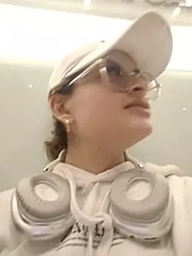 Emily_fiori webcam