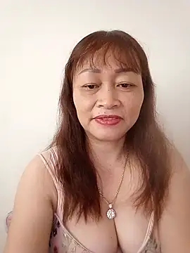 Baby-ladyboobs2026 webcam