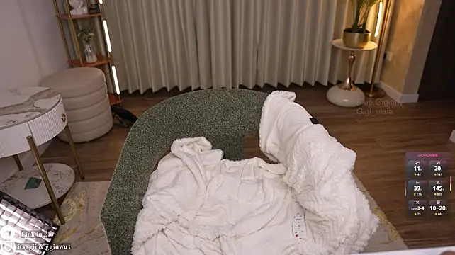 gigi_ulala1 (F young) - Turn on FuckM