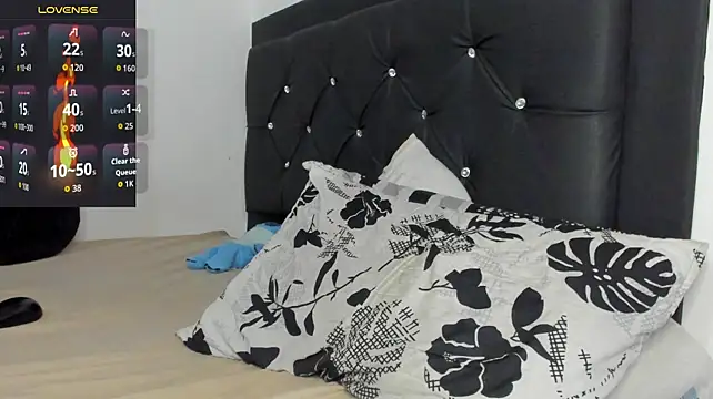 santi_brown webcam
