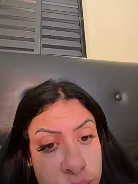 belababyy live cam on StripChat