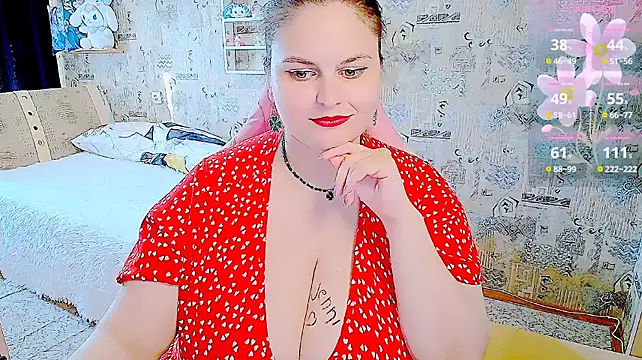 WhisperInTheDarkk live cam on StripChat