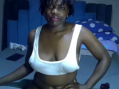 melanin_moon live cam on StripChat