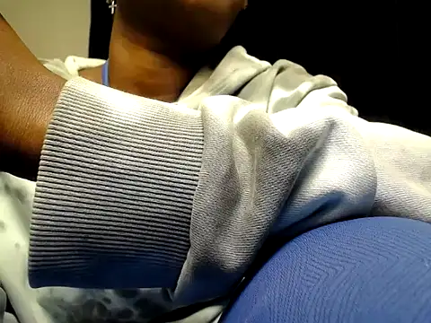 midnight_snac live cam on StripChat