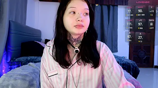 Lein_Bone live cam on StripChat