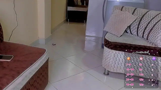 Harmony-01 live cam on StripChat