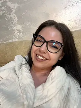 KaylaLewyss