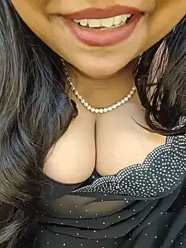 curvy_pooja (F young) - Oily boobies 🍯