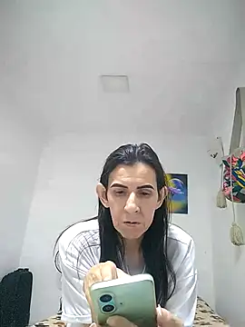 Cameron_puppy webcam