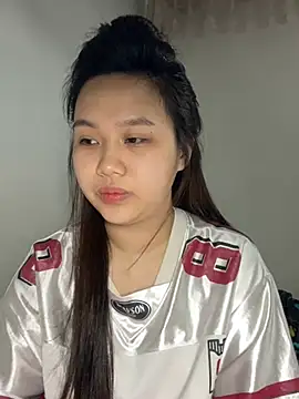 Almira6868 webcam