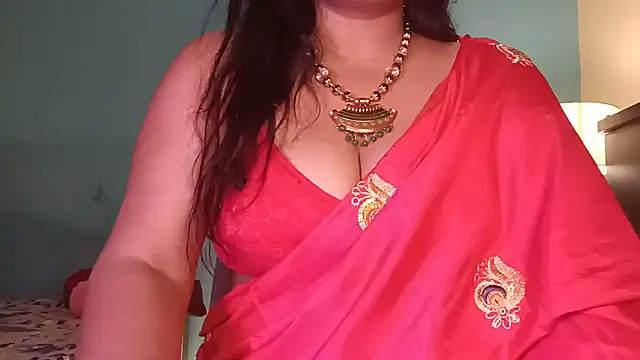 YourDesi_Laila_