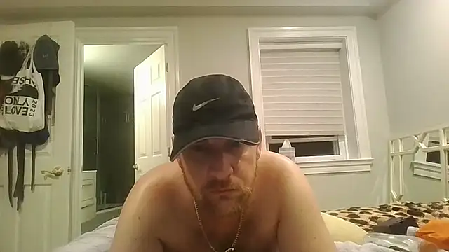 BeefyNcloudy webcam