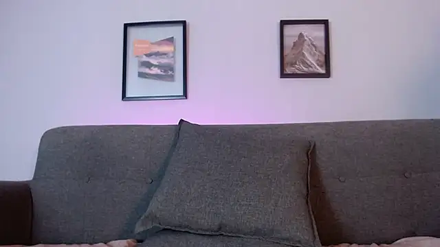 rosehoneil webcam