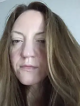 KattyLuuu live cam on StripChat
