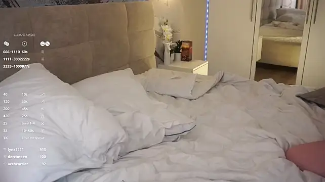 gailverbeke (F teen) - TOY CONTROL 1 MIN + SUCK FINGER