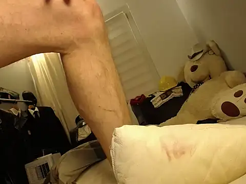 ballardbret (Ask my age) - Cock stroking, flexing, dirty talking. X