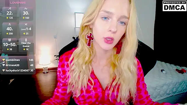 Aliceglass__ webcam