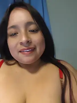 Gatitadiablita35 webcam