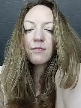 KattyLuuu live cam on StripChat