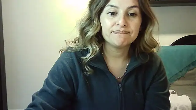 Valery__Rouse_ live cam on StripChat