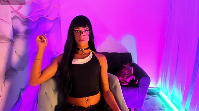 SelenaRogers live cam on StripChat