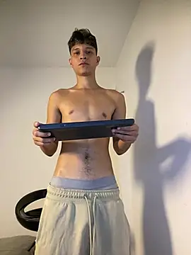 Twinkcock22 live sex cam